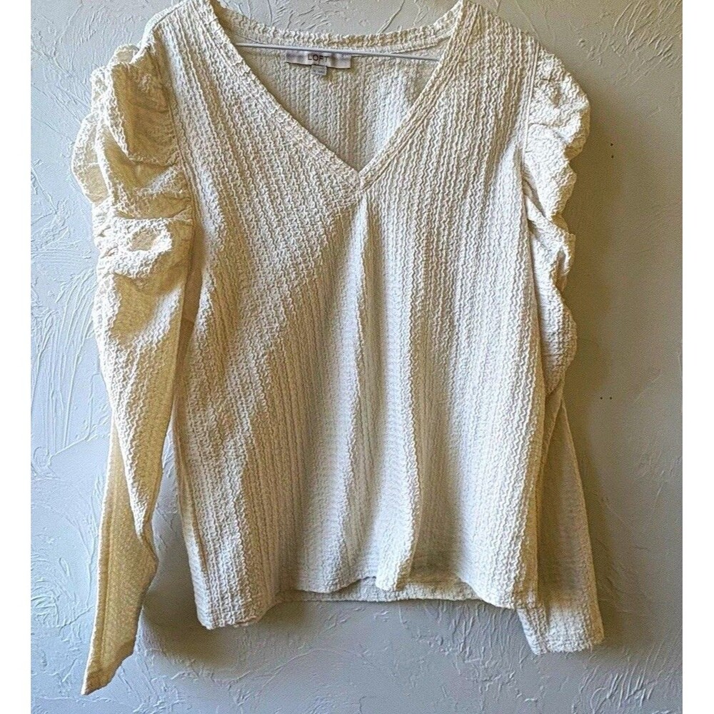 LOFT Women’s Blouse M Ivory Knit Solid V-Neck Puff Long Sleeve Ruffle Pullover